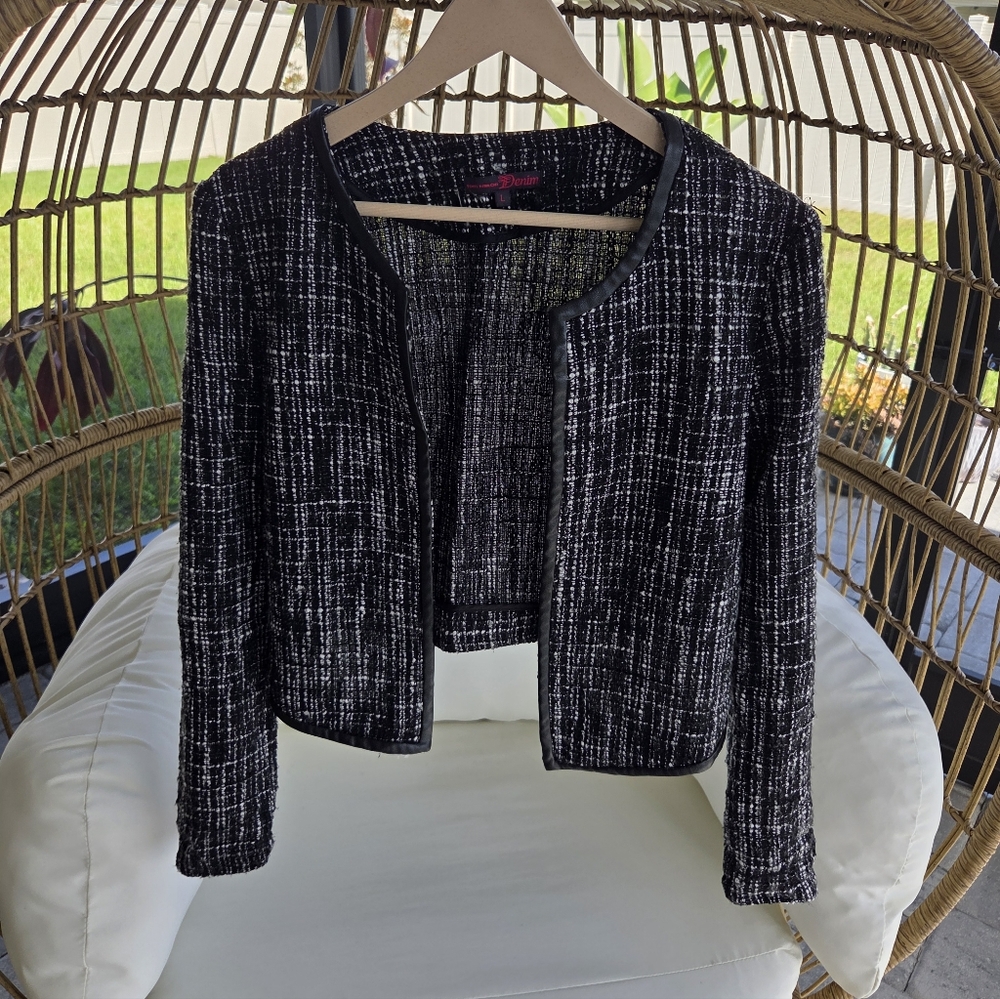 Elegant Black and White Tweed Blazer